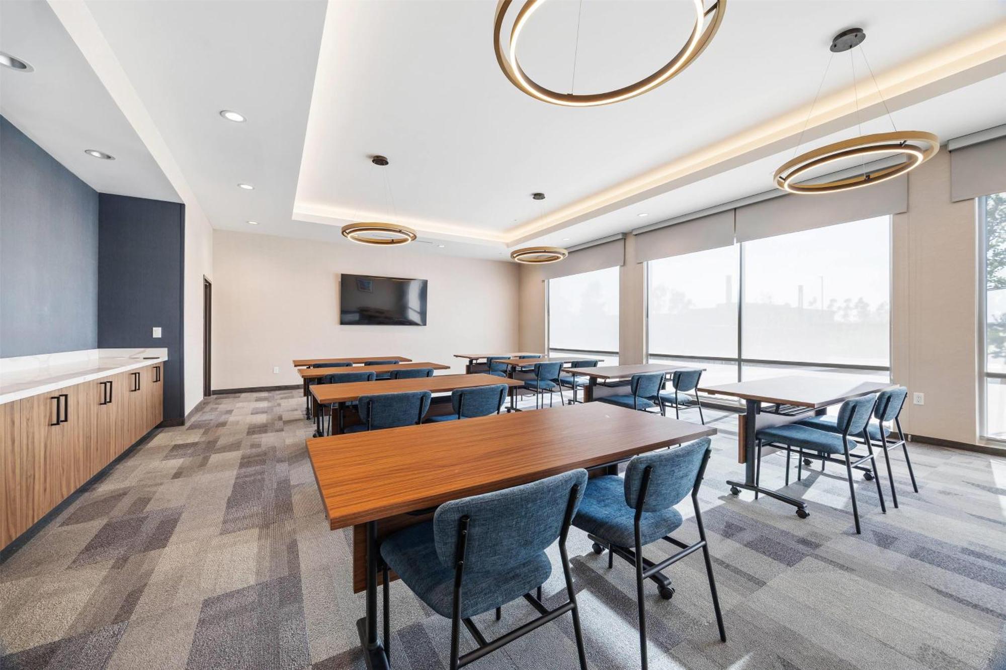 La Quinta Inn & Suites By Wyndham 拉哈布拉 外观 照片