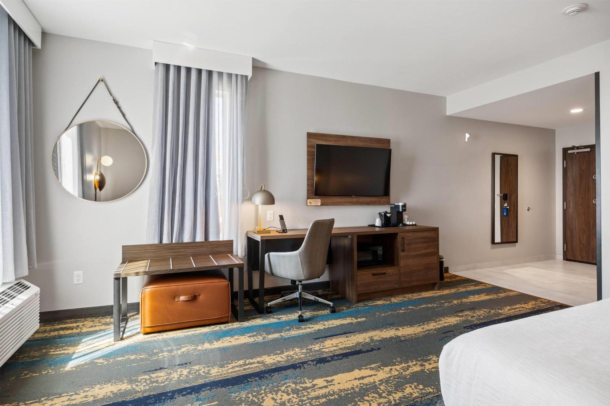 La Quinta Inn & Suites By Wyndham 拉哈布拉 外观 照片