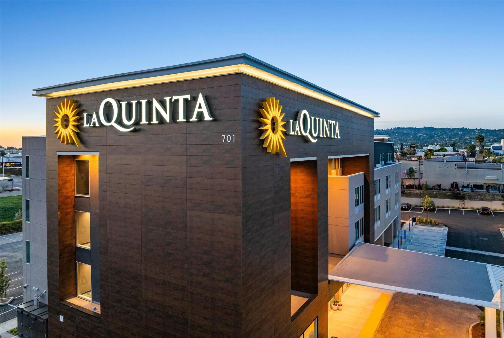 La Quinta Inn & Suites By Wyndham 拉哈布拉 外观 照片